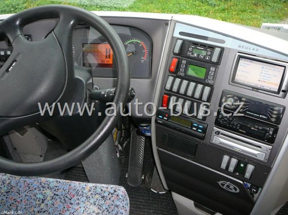 Instalace DVD přehrávače, servis navigačního přístroje
