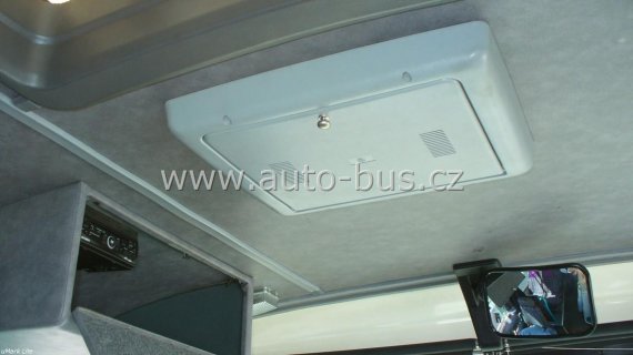 Instalace 15"elektrického stropního monitoru, DVD přehrávače