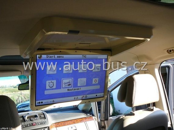 Instalace 19"elektrického monitoru, 2DIN autorádia, GPS navigace, DVB T TV tuneru, ozvučení, napájení 220V
