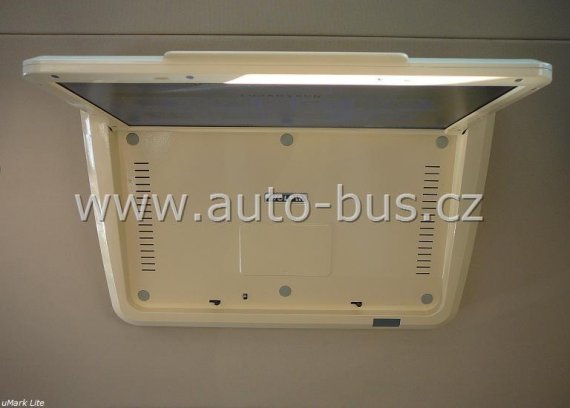 Instalace 19"elektrického monitoru, 2DIN autorádia, GPS navigace, DVB T TV tuneru, ozvučení, napájení 220V