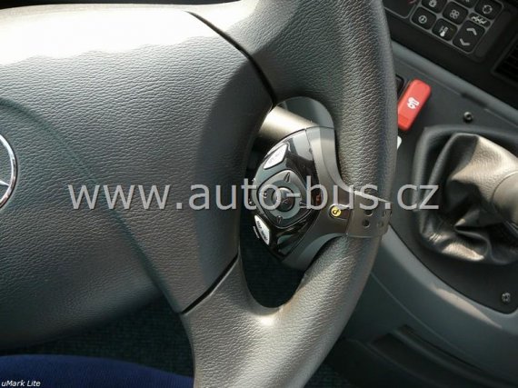 Instalace parkovací kamery, DVB T  TV tuner, CZ menu pro navigaci, 