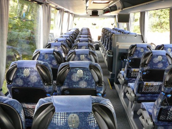 Instalace 8 kanálové zvukové volby pro cestující