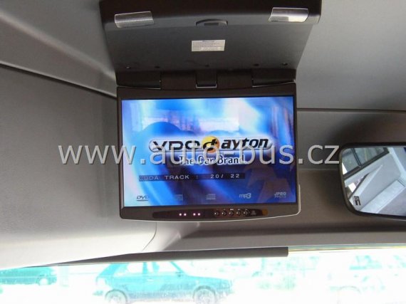 Instalace pevné navigace, DVD přehrávače, parkovací kamery, stropních monitorů